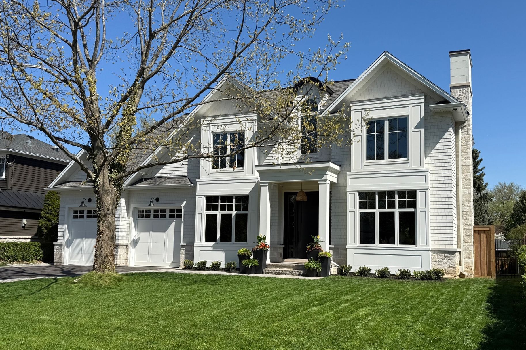 Luxury custom home in Oakville Ontario built by Prasada Custom Homes